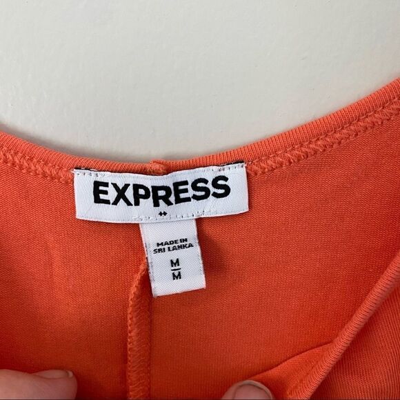 Express coral empire waist sleeveless medium crew neck tank - Picture 2 of 5